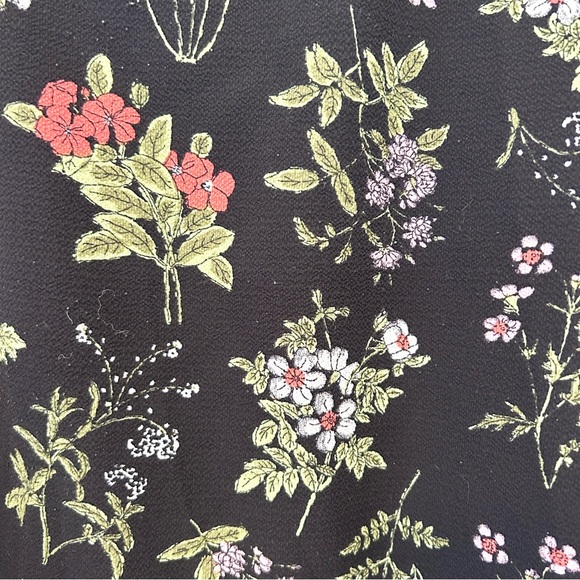 Leith Black Long Sleeve Floral Blouse Top Poetcore Red Green Women's Size Small - Picture 4 of 12